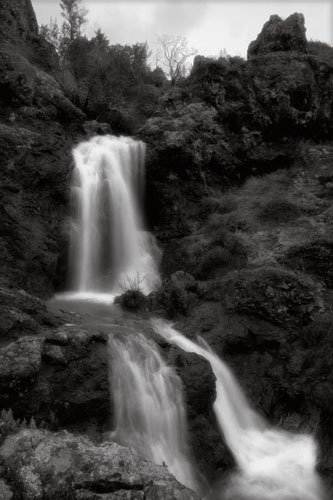 Upper Carson Falls